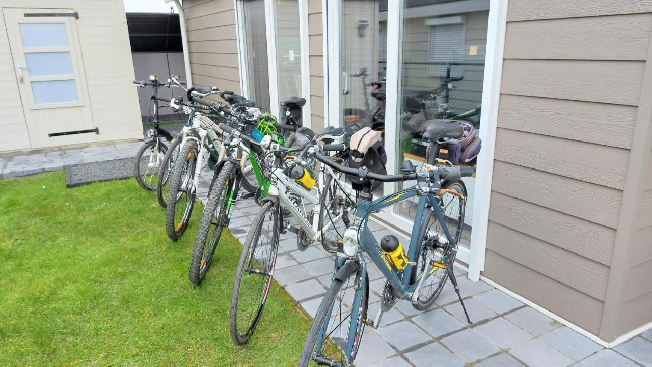 Luxe Cottage Met Fietsen, Airco & Infrarood Cabine Knokke-Heist Kültér fotó